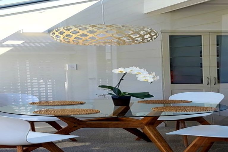 Photo of property in 7 Cameron Street, Takapuna, Auckland, 0622