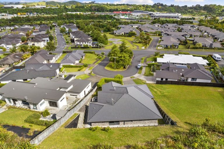 Photo of property in 9 Pumice Glade, Pyes Pa, Tauranga, 3112