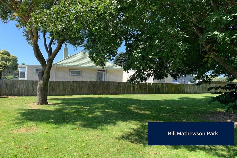 Photo of property in 1201 Willowpark Road North, Mayfair, Hastings, 4122