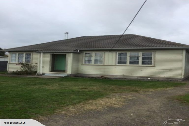 Photo of property in 15 Johnston Street, Foxton, 4814