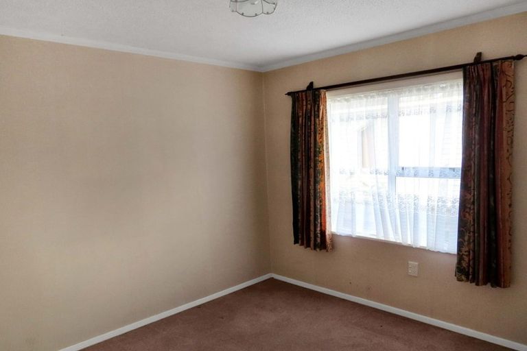 Photo of property in 44 Westminster Road, Wainuiomata, Lower Hutt, 5014