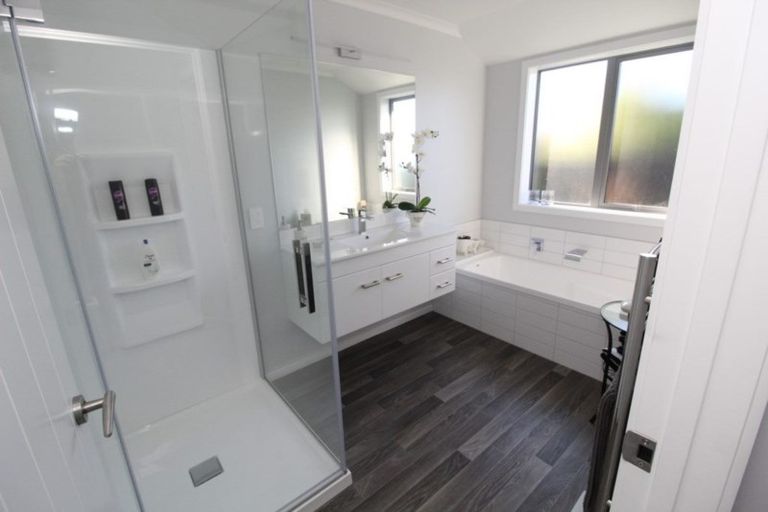 Photo of property in 18 Eric Batchelor Place, Waimate, 7924