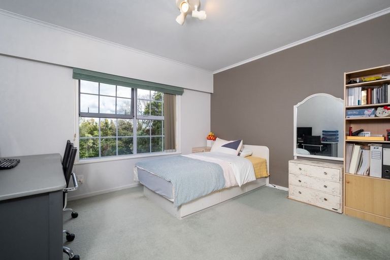 Photo of property in 18 Trig Road, West Harbour, Auckland, 0618