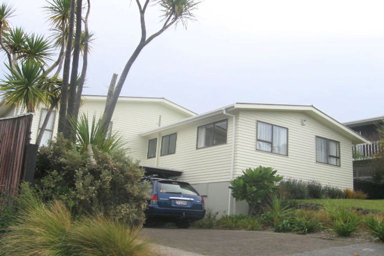 Photo of property in 7 Wisteria Grove, Maungaraki, Lower Hutt, 5010