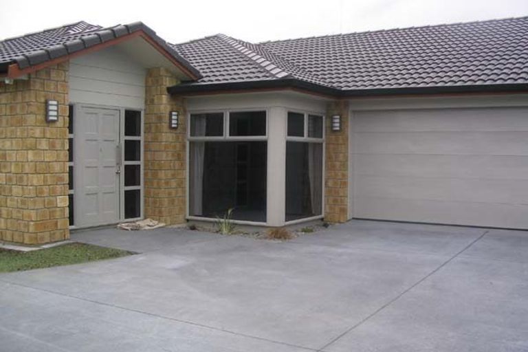 Photo of property in 6 Sophies Way, Papamoa Beach, Papamoa, 3118