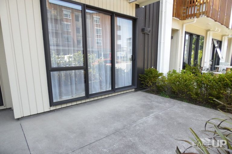 Photo of property in 213 Hobsonville Point Road, Hobsonville, Auckland, 0616