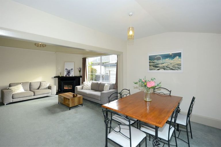 Photo of property in 62 Northcote Road, Northcote, Christchurch, 8052