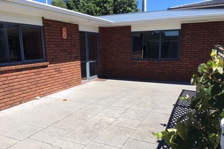 Photo of property in 20 Culzean Grove, Bell Block, New Plymouth, 4312