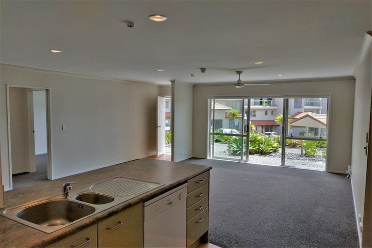 Photo of property in Santa Rosa, 2/340 Gulf Harbour Drive, Gulf Harbour, Whangaparaoa, 0930