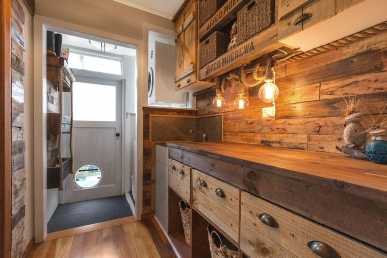 Photo of property in 33a Herewini Street, Titahi Bay, Porirua, 5022