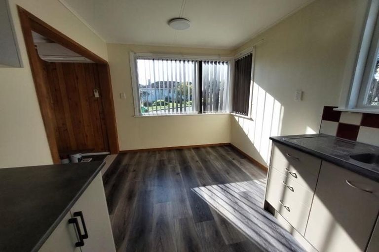 Photo of property in 107 Rangituhi Crescent, Takapuwahia, Porirua, 5022