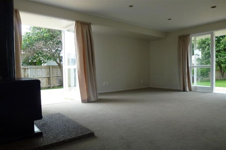 Photo of property in 19 Matai Street, Waiuku, 2123