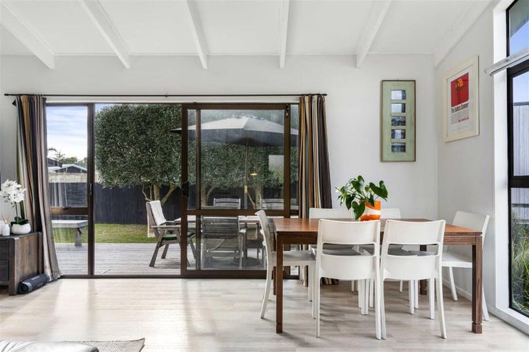 Photo of property in 113 Weka Street, Whangamata, 3620