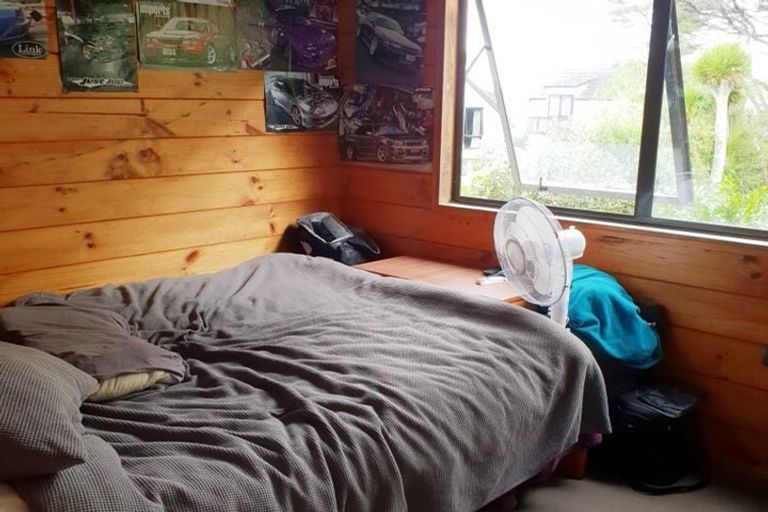 Photo of property in 1/114 Manuka Road, Bayview, Auckland, 0629