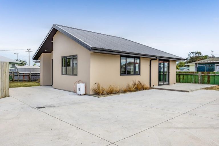 Photo of property in 377a Waihi Road, Normanby, Hawera, 4614