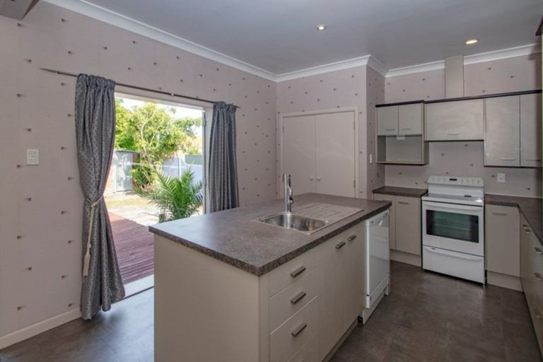 Photo of property in 25 Nuffield Avenue, Marewa, Napier, 4110