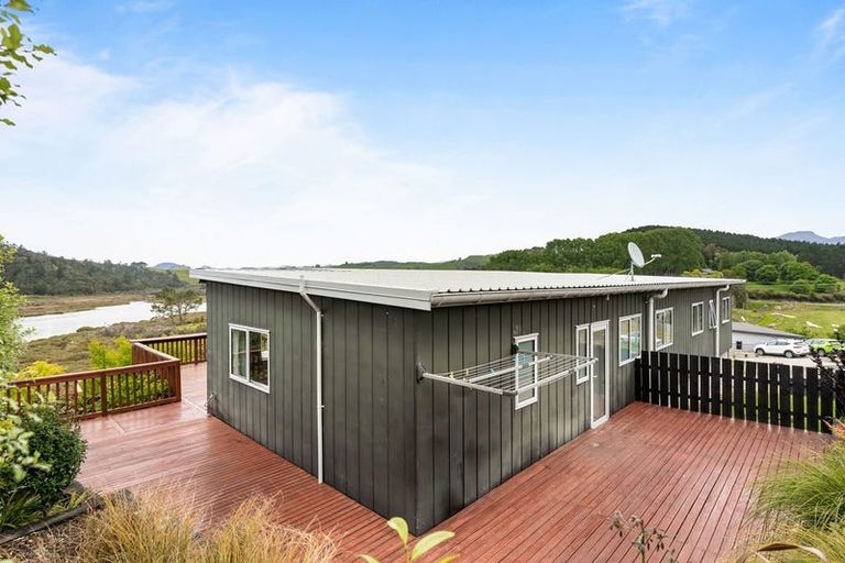 Photo of property in 135 Rangituia Street, Whangamata, 3691
