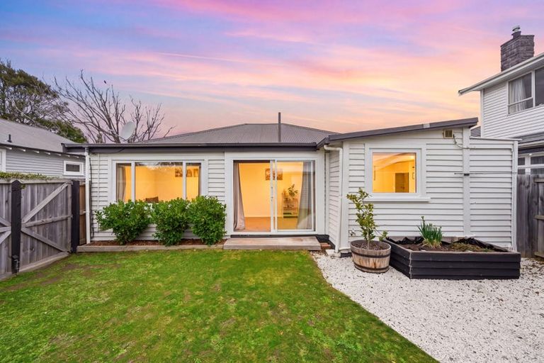 Photo of property in 17 Bletsoe Avenue, Spreydon, Christchurch, 8024