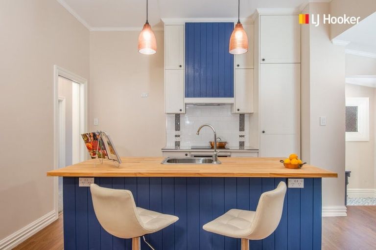 Photo of property in 63 Argyle Street, Mornington, Dunedin, 9011