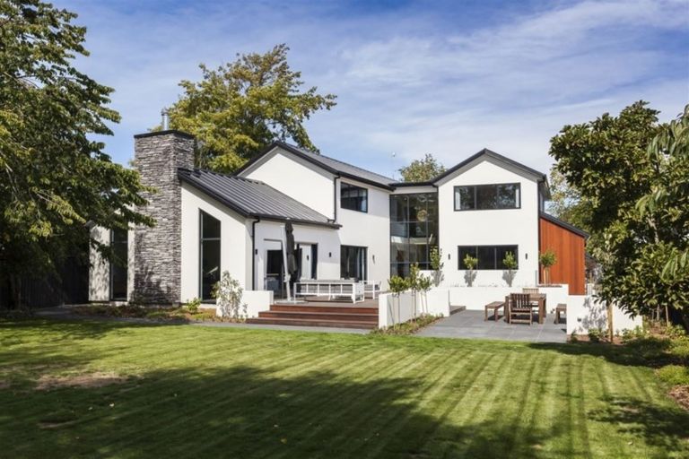 Photo of property in 117 Glandovey Road, Strowan, Christchurch, 8052