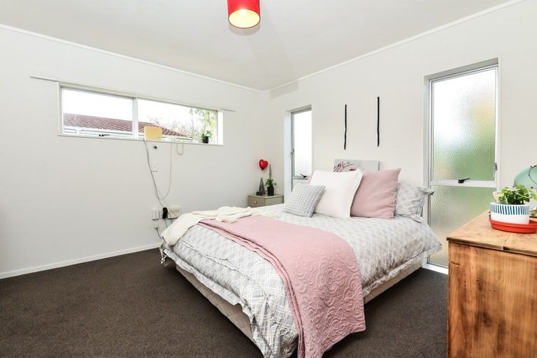 Photo of property in 8 Glasgow Street, St Andrews, Hamilton, 3200