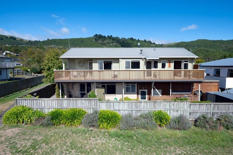 Photo of property in 26 Angela Place, Kinloch, Taupo, 3377