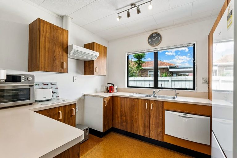 Photo of property in 4/1 Dinniss Avenue, Regent, Whangarei, 0112