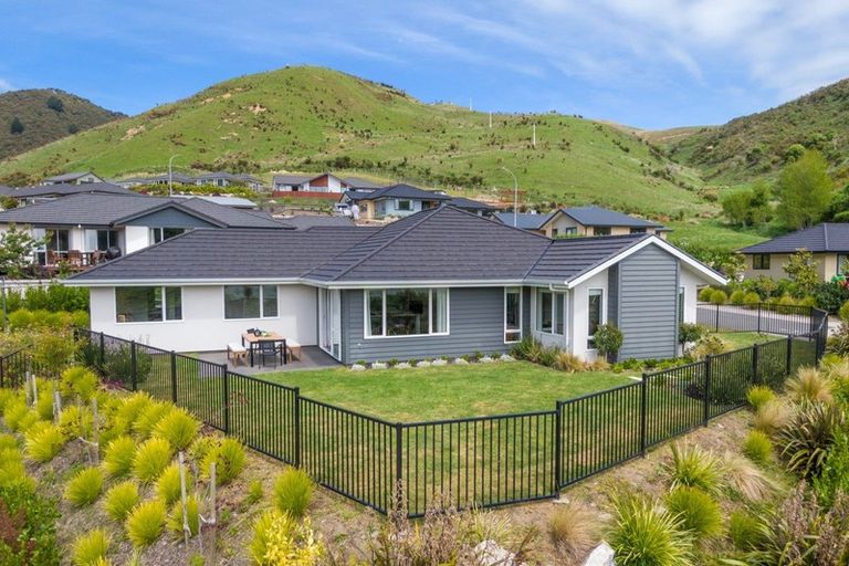 Photo of property in 1 Bristol Lane, Atawhai, Nelson, 7010