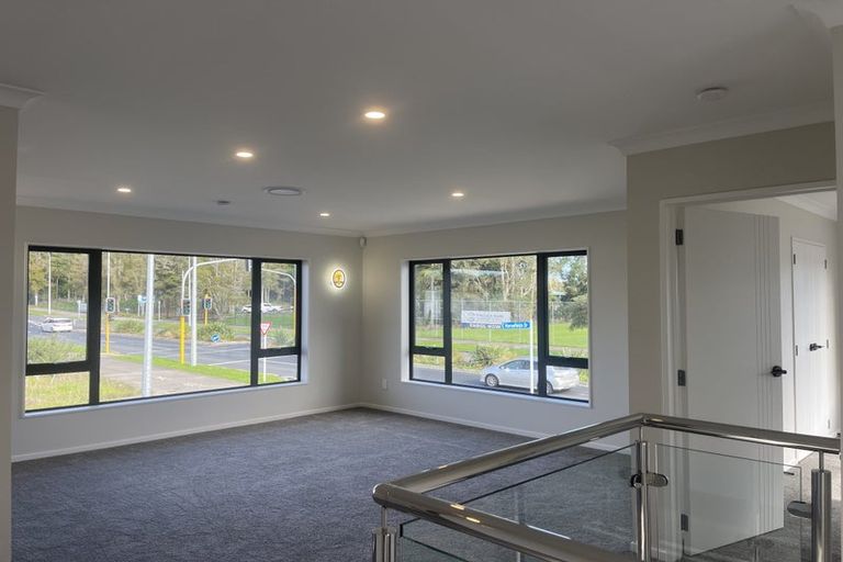 Photo of property in 2 Horsefields Drive, Flat Bush, Auckland, 2019