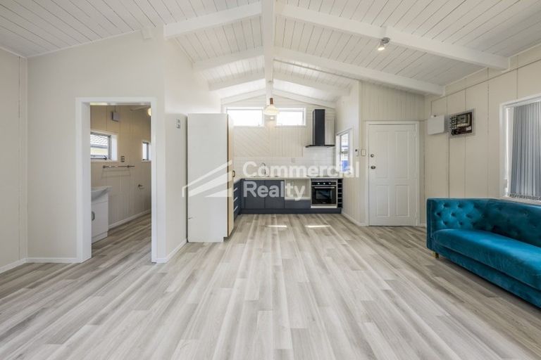 Photo of property in 39 Walters Road, Takanini, 2112