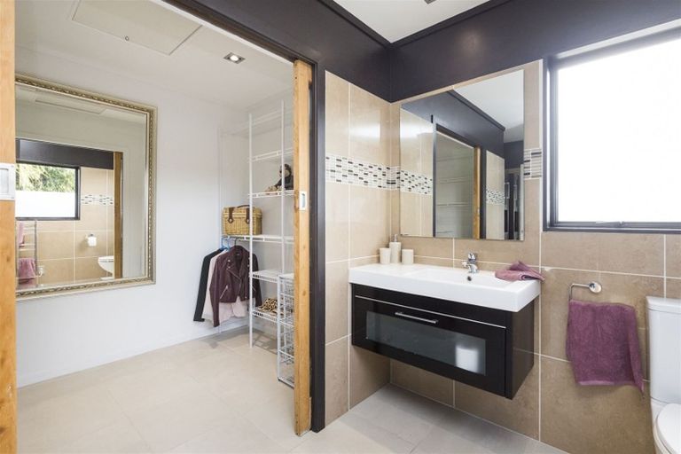 Photo of property in 48 Oak Crescent, Ashhurst, 4810