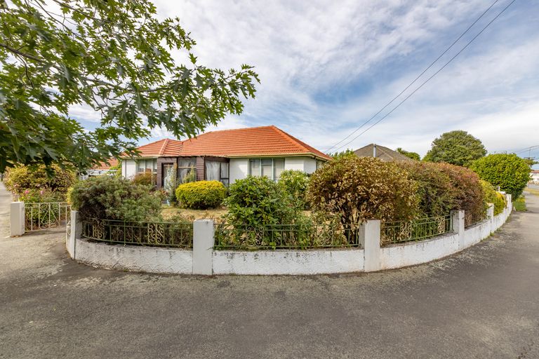 Photo of property in 54 Akaroa Street, Mairehau, Christchurch, 8013