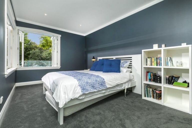 Photo of property in 14 Handley Avenue, Narrow Neck, Auckland, 0624