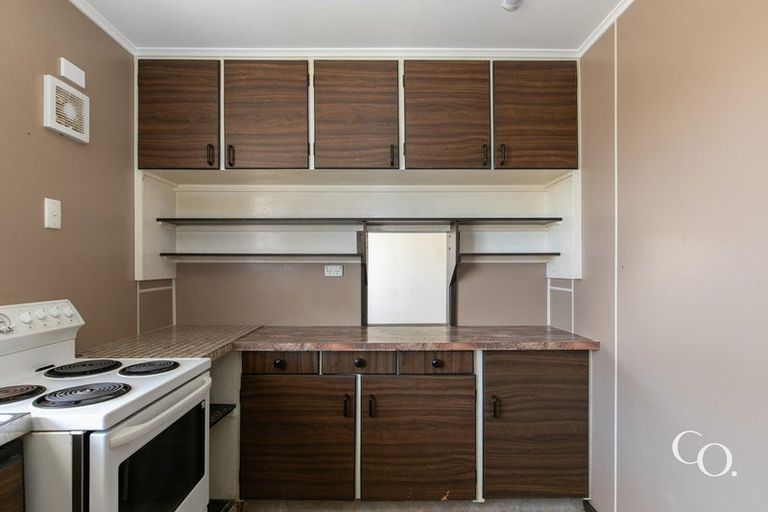 Photo of property in 2/9 Lyttelton Crescent, Tamatea, Napier, 4112