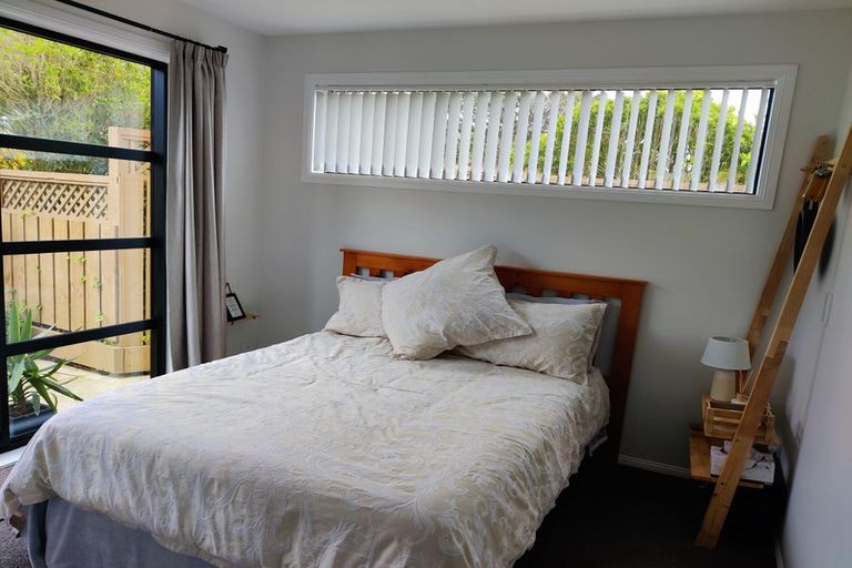 Photo of property in 23 Petherick Crescent, Johnsonville, Wellington, 6037