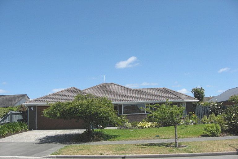 Photo of property in 31 Rue De La Mare, Parklands, Christchurch, 8083