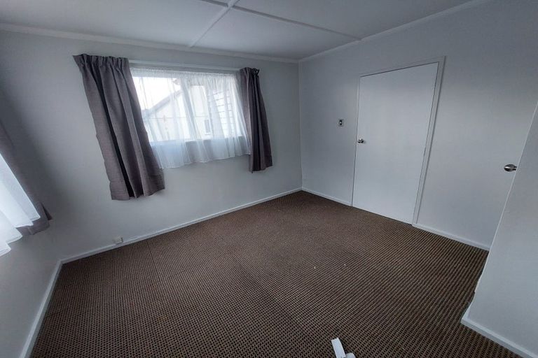 Photo of property in 5 List Street, Welbourn, New Plymouth, 4310