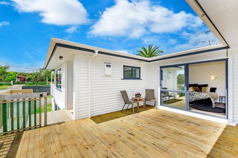 Photo of property in 290 Te Moana Road, Waikanae, 5036