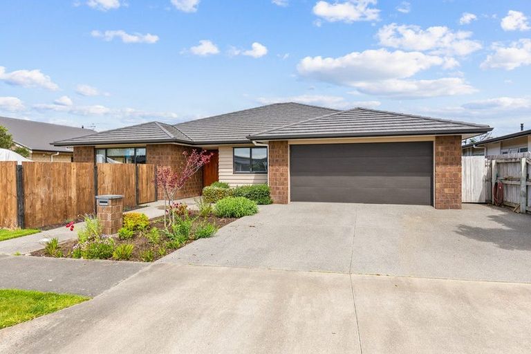 Photo of property in 92 The Drive, Paraparaumu Beach, Paraparaumu, 5032