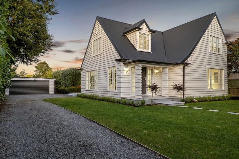 Photo of property in 66 Memorial Avenue, Ilam, Christchurch, 8053