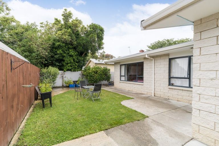 Photo of property in 2a Margaret Street, Roslyn, Palmerston North, 4414
