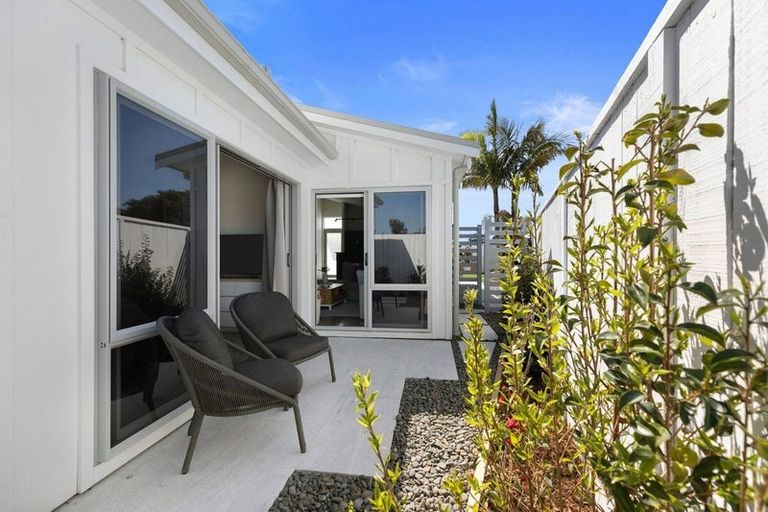 Photo of property in 7 Alice Lane, Papamoa Beach, Papamoa, 3118
