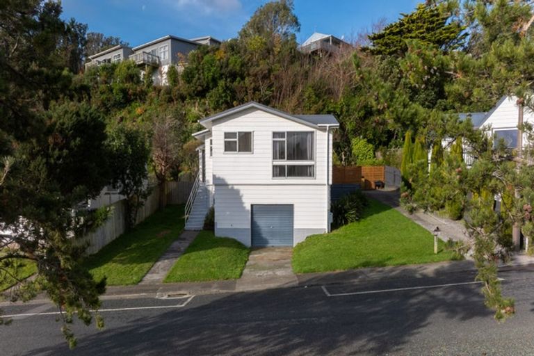 Photo of property in 113 Jamaica Drive, Grenada North, Wellington, 5028