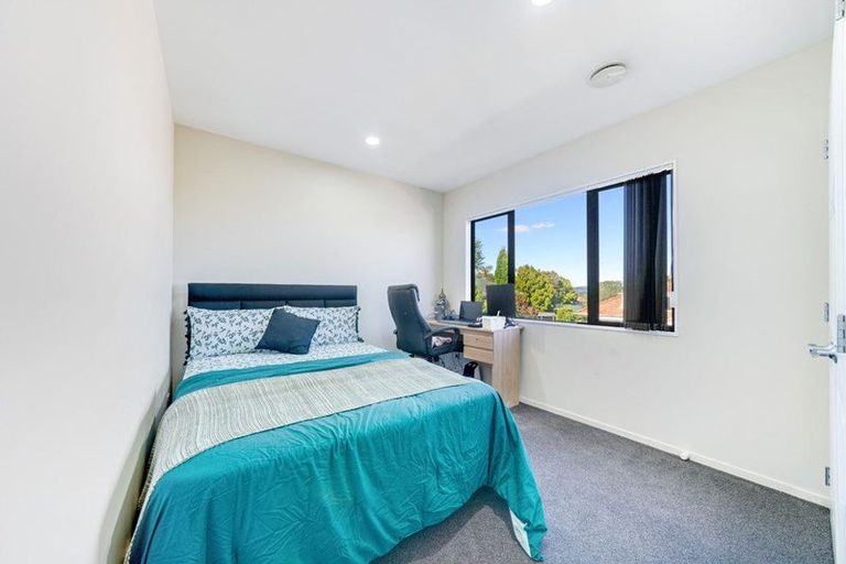 Photo of property in 57a Halver Road, Hillpark, Auckland, 2102