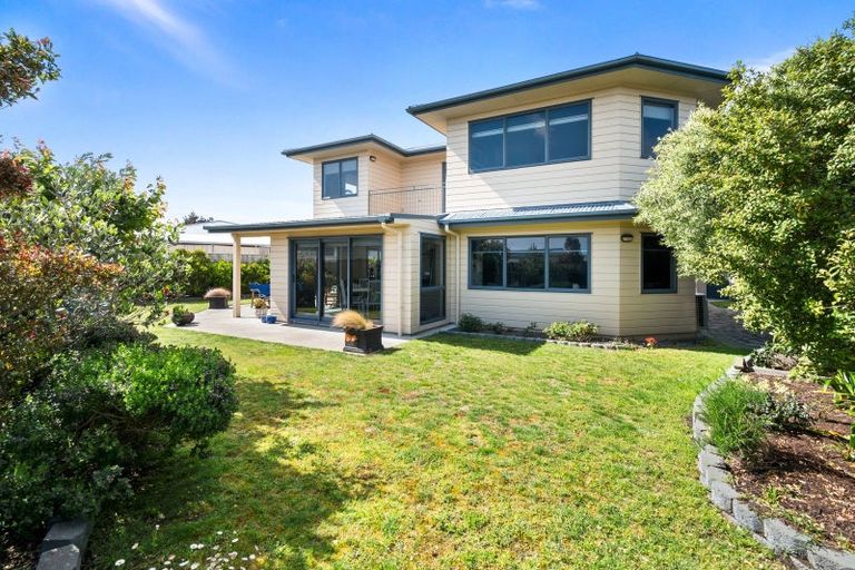 Photo of property in 9 Malthus Place, Foxton Beach, Foxton, 4815