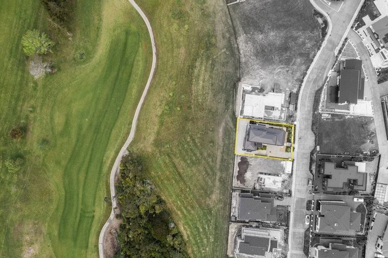 Photo of property in 14 Third Fairway Place, Albany, Auckland, 0632