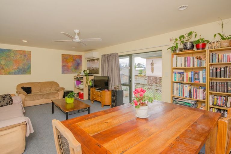 Photo of property in 15a Wilson Road, Glen Eden, Auckland, 0602
