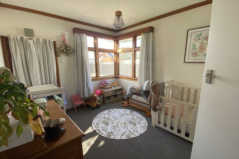 Photo of property in 12 Arthur Street, Winton, 9720