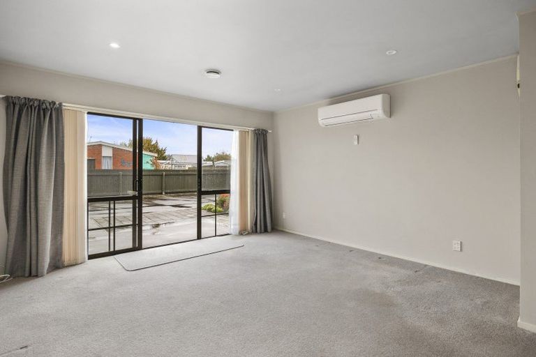 Photo of property in 18e Dick Street, South Dunedin, Dunedin, 9012