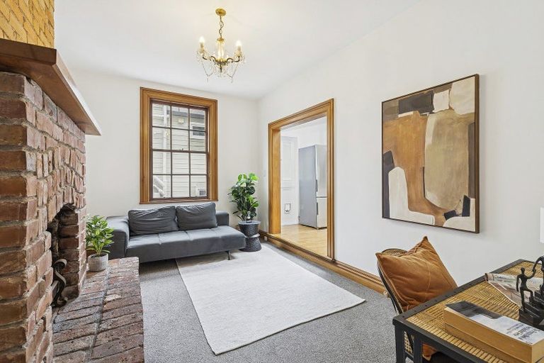 Photo of property in 7 Cottleville Terrace, Thorndon, Wellington, 6011